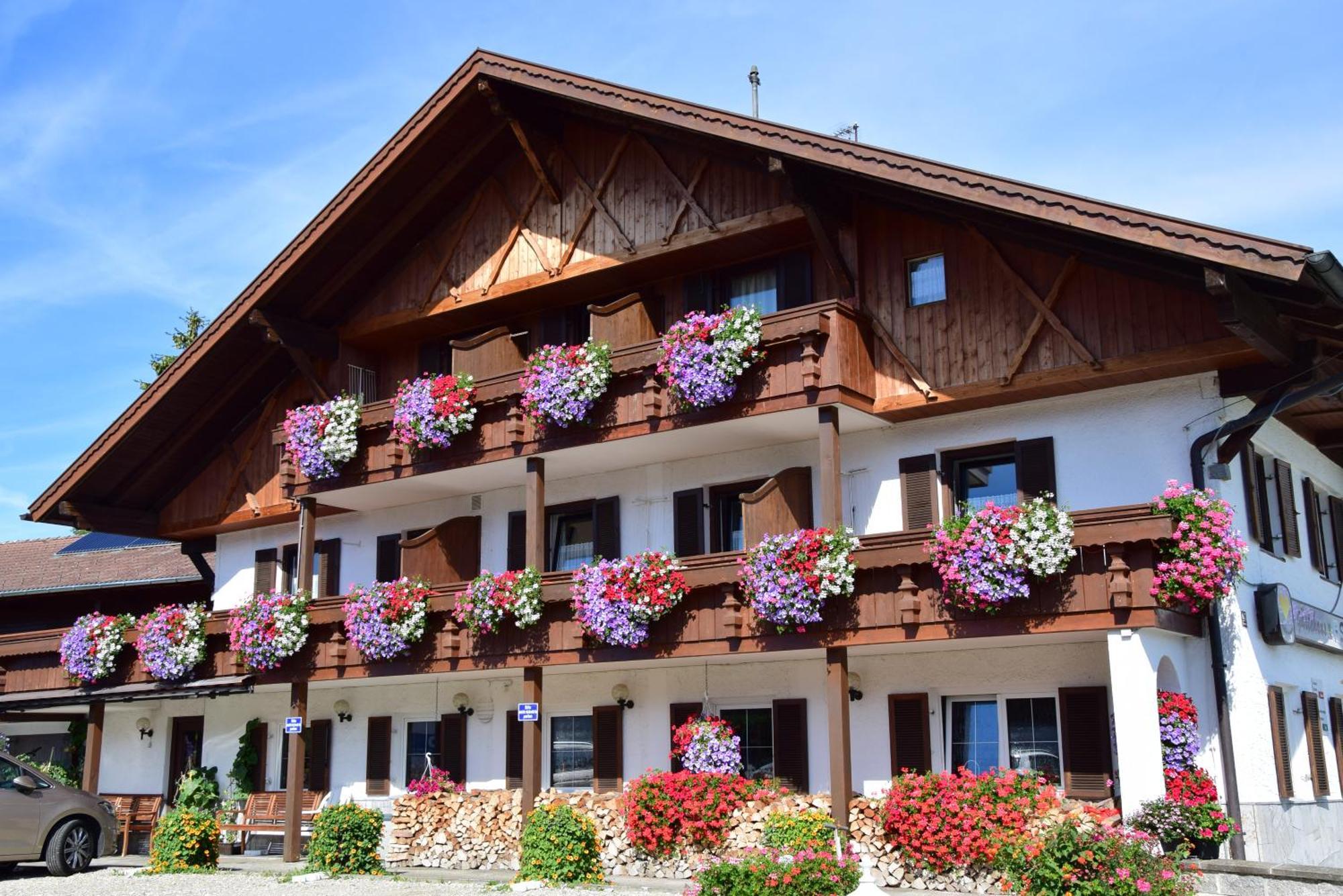Gaestehaus Stefanie Швангау Экстерьер фото
